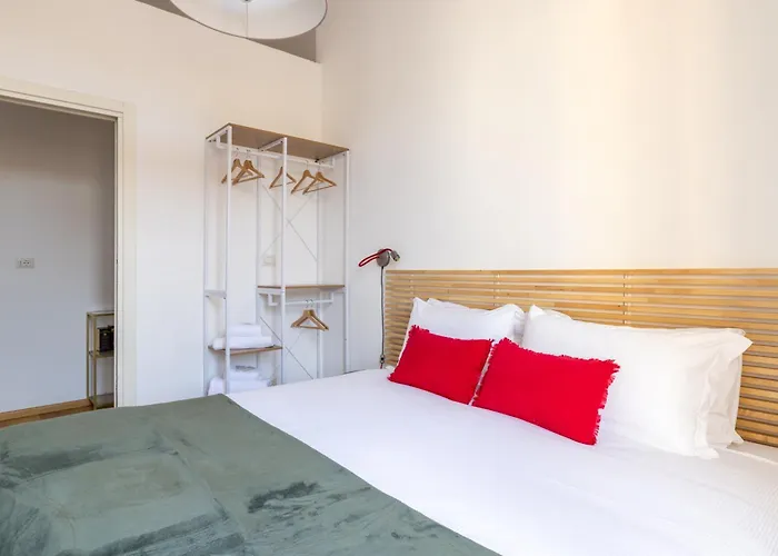 Elegant With Two Bedrooms Appartement *