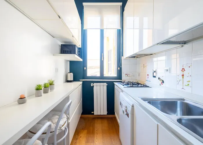Elegant With Two Bedrooms * Rome