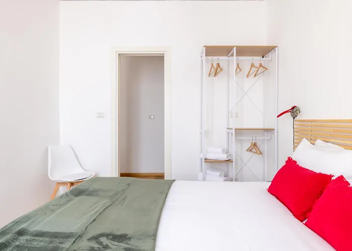 Elegant With Two Bedrooms Rome