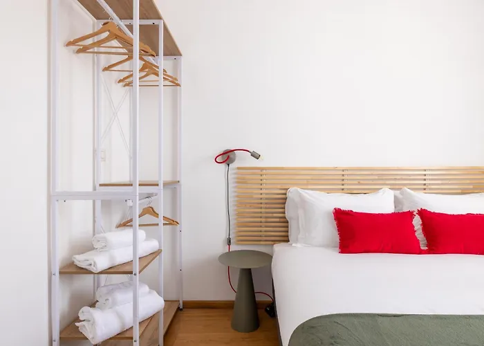Elegant With Two Bedrooms Rome